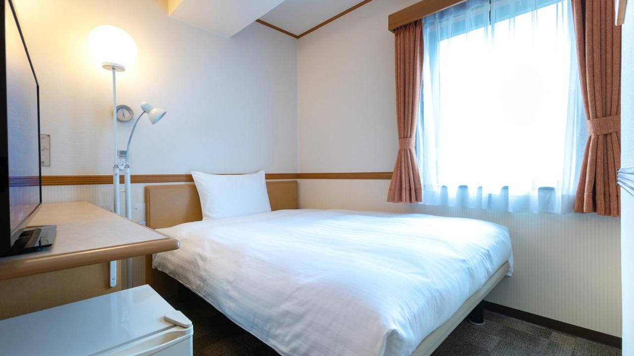 Toyoko Inn Utsunomiya Ekimae No 1 Экстерьер фото