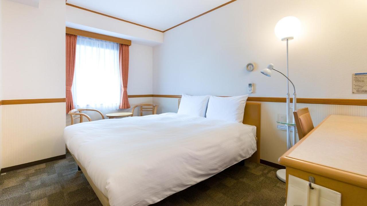 Toyoko Inn Utsunomiya Ekimae No 1 Экстерьер фото